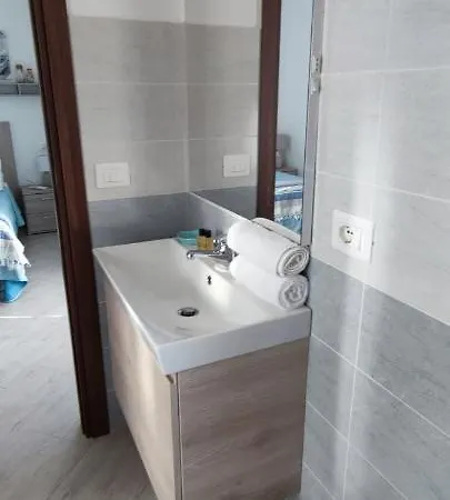 Go Island Bed & Breakfast 3*