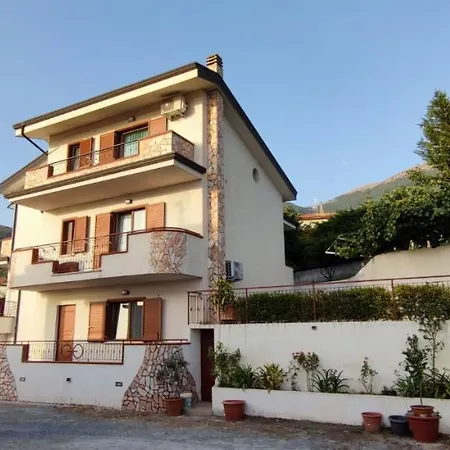 Go Island Bed & Breakfast Praia a Mare