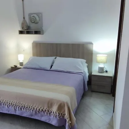 Bed & Breakfast Go Island Praia a Mare
