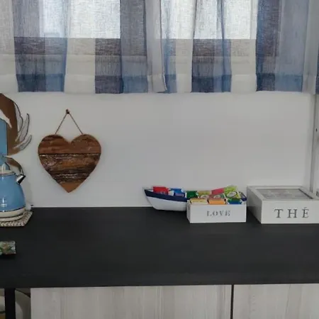 Bed and breakfast Go Island Praia a Mare